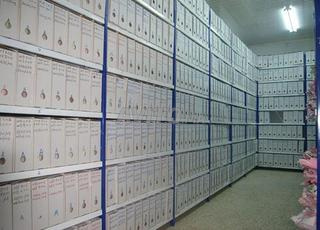 Rayonnage pour archivage et présentation  ** ILHAM