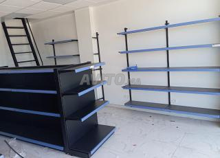 رفوف السوبرماركت