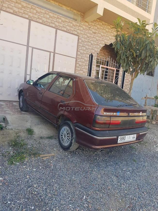 Renault 19
