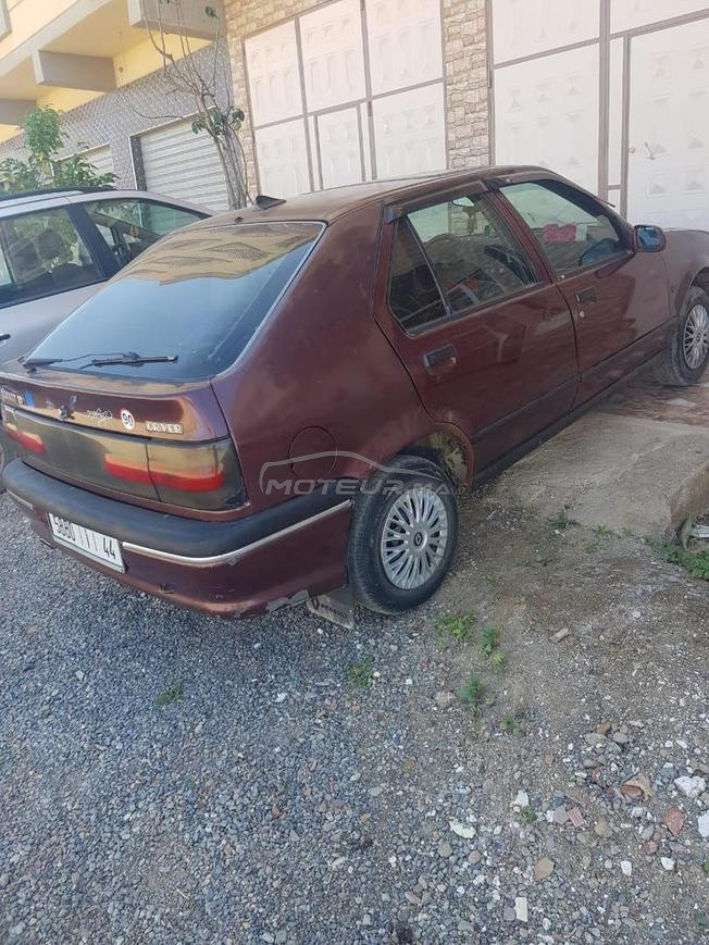 Renault 19