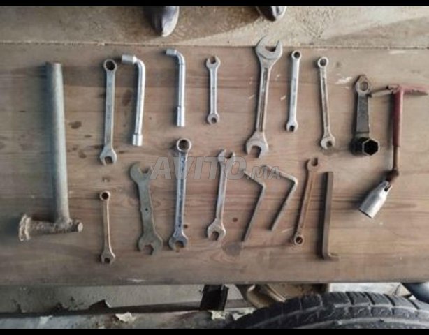Outillage pour  tôlier et mécanicien 