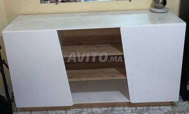 Commode kitea 2 portes 3 étagères 