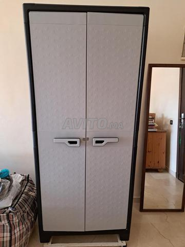 Armoire Haute en bon état - 2