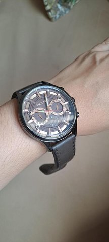 montre homme marque POLICE