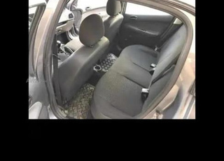 بيجو في حالة جيدة 