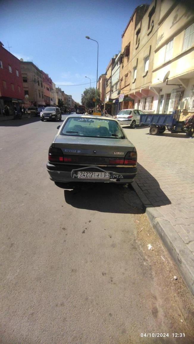 رونو ديزناف شاماد