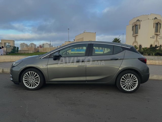 Opel Astra occasion Diesel Modèle 