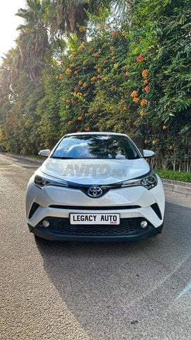 Toyota C-HR occasion Essence Modèle 