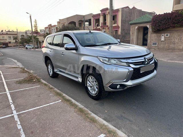 Mitsubishi pajero sport occasion Diesel Modèle 