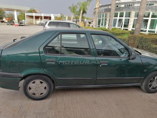 Renault 19