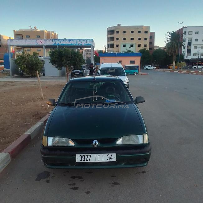 سيارة في حالة جيدة 