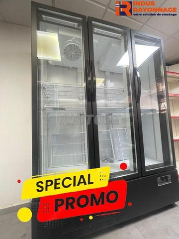 vitrine réfrigérateur de 3 porte  en promo 