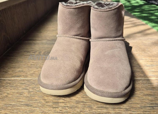 UGG pointure 36 en très bon état 