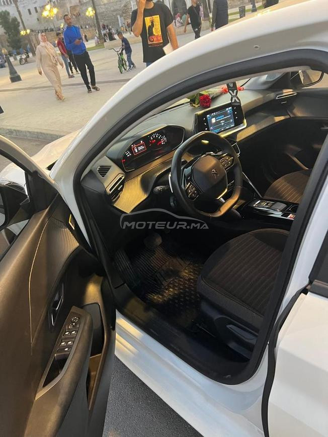 peugeot 208 automatique 