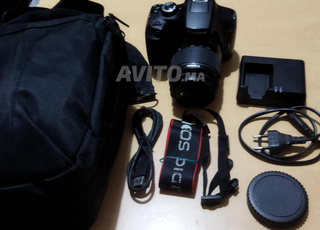 Canon Rebel T6, Wifi/NFC, Accessoires et Pochette.