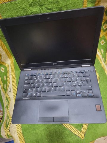 حاسوب للبيع