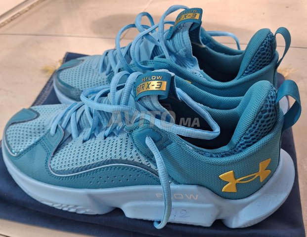 UNDER ARMOUR 42