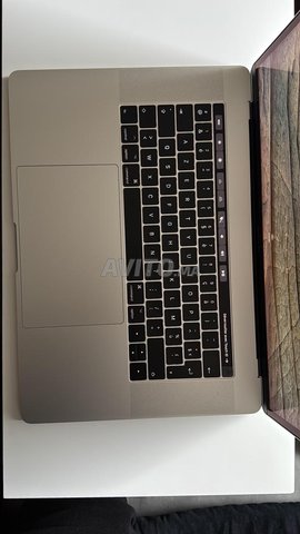 Macbook pro touchbar 2016