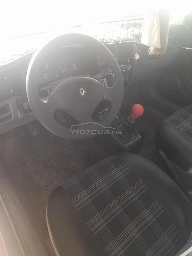 Renault 19