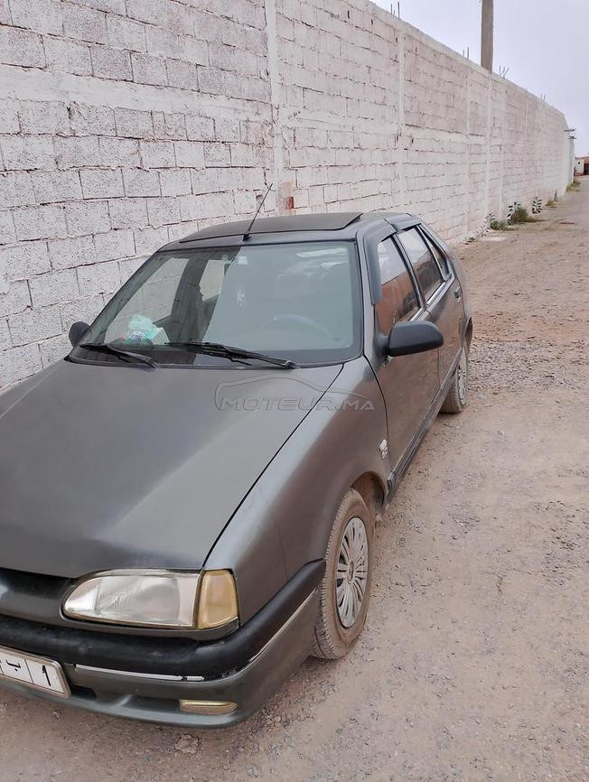 Renault 19