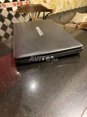 PC portable Toshiba en très bon état 