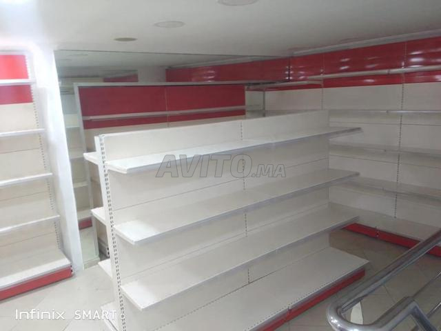 les étagères de présentation 