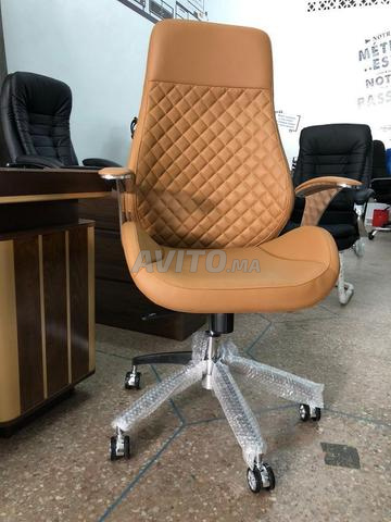 Bureaux et chaises ergonomiques et confortables - 2