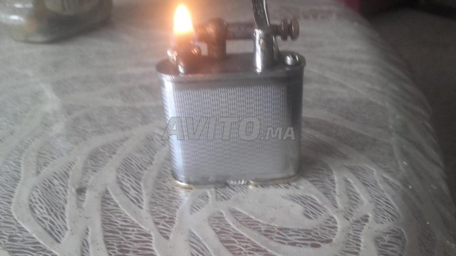 briquet essence  marque safaa universo 