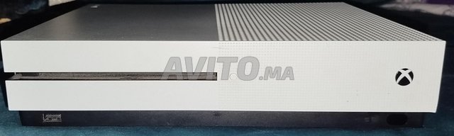 Xbox One S 