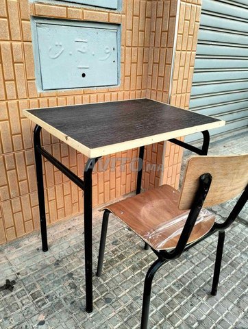 table sans pupitre/chaise semi-métallique