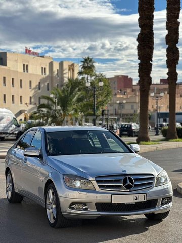 Mercedes-Benz 220 occasion Diesel Modèle 