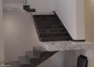 فيلا للبيع في هارحورة