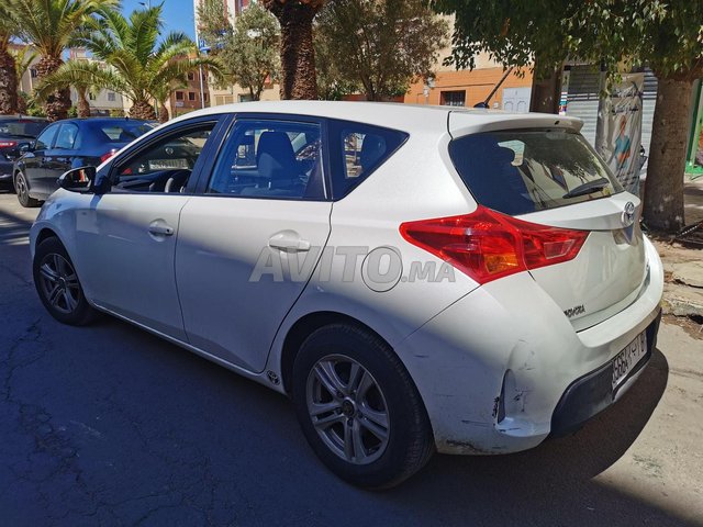 Toyota Auris occasion Diesel Modèle 