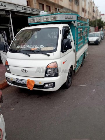 Hyundai H-100 occasion Diesel Modèle 