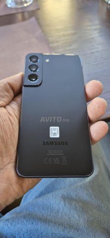 S22 Normal 128 gb plus Buds 2 Samsung
