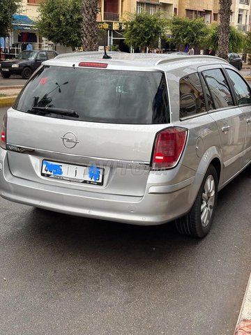 Opel Astra occasion Diesel Modèle 