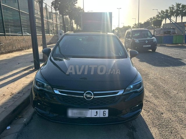 Opel Astra occasion Diesel Modèle 