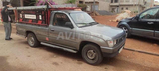 Toyota Hilux occasion Diesel Modèle 