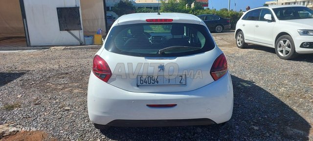 Peugeot 208 occasion Diesel Modèle 