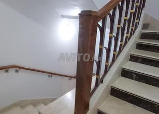 Appartement vide à louer à Msanane