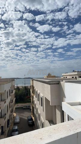 شقة مفروشة للإيجار مطلة على البحر هادئة