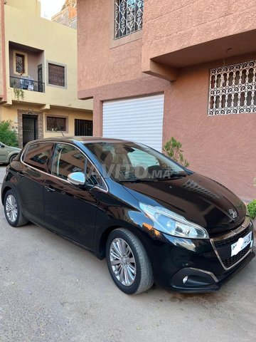 Peugeot 208 occasion Diesel Modèle 