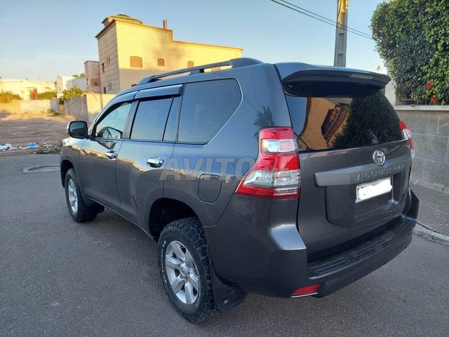 Toyota Prado occasion Diesel Modèle 