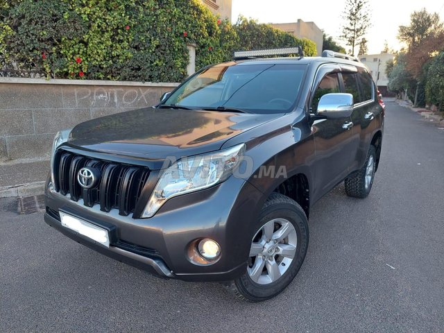 Toyota Prado occasion Diesel Modèle 