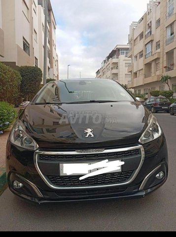 Peugeot 208 occasion Diesel Modèle 