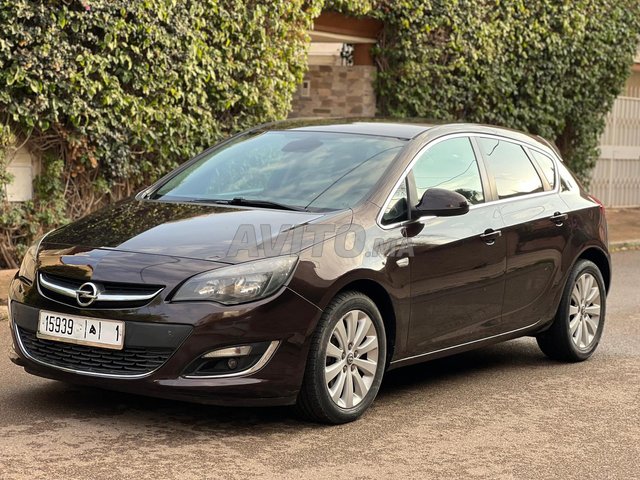 Opel Astra occasion Diesel Modèle 