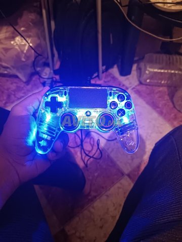 manette PS4 