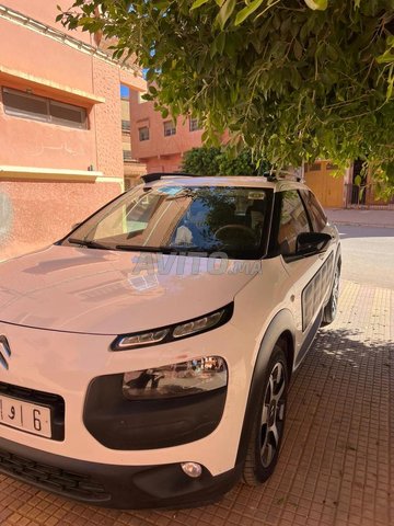 Citroen C4 CACTUS occasion Diesel Modèle 