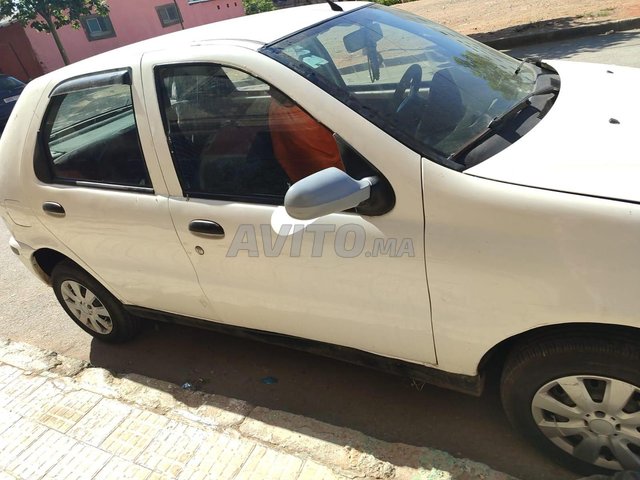 Fiat Palio occasion Essence Modèle 