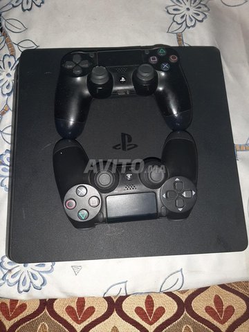 PS4 Sime 2 manette 500gb